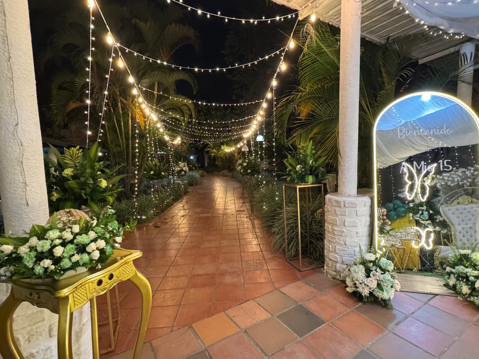 008 Comida para la fiesta